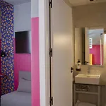 Room00 Valencia