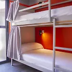 Room00 Hostel