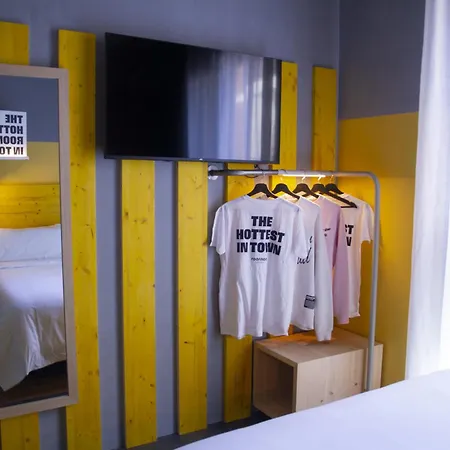 Room Valencia * Valencia