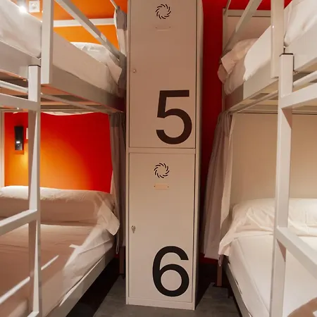 Room00 * ולנסיה