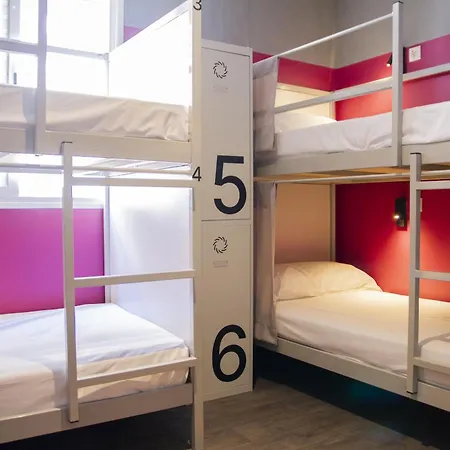 Room00 * ולנסיה