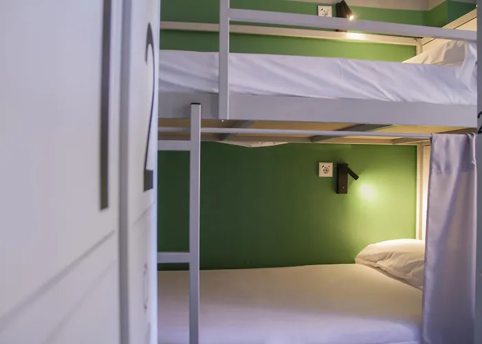Room00 *