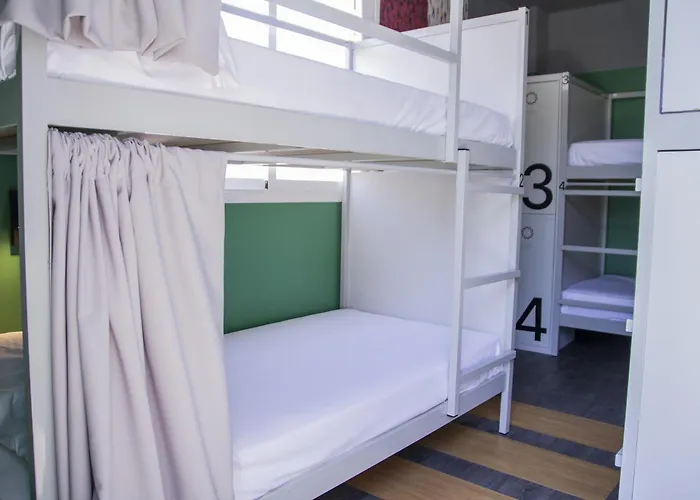 Room00