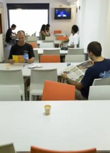 Room00 Hostel Βαλένθια